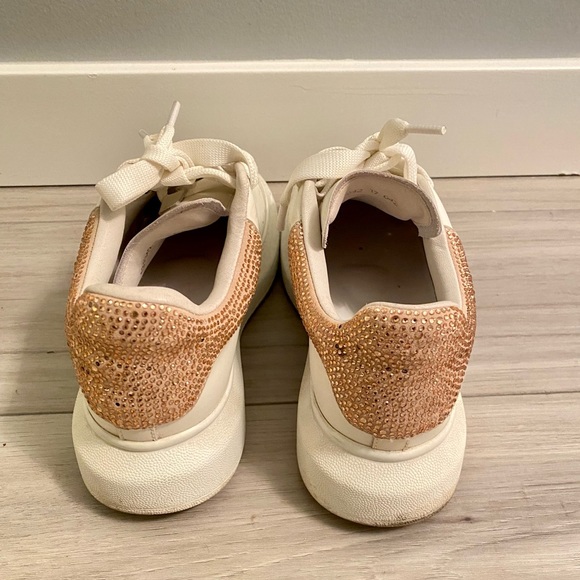 Alexander McQueen sneaker - Picture 2 of 3